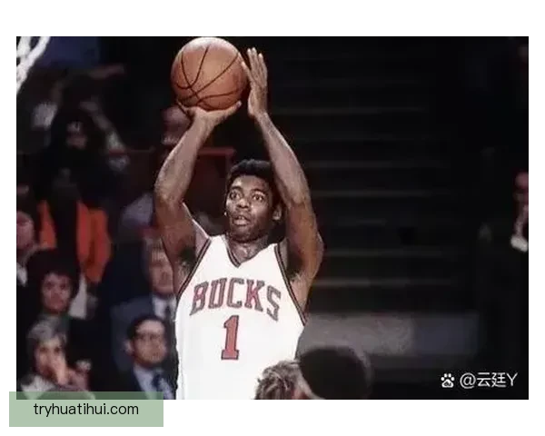 约基奇三项数据创历史新纪录 背靠背接近场均三双助攻成关键